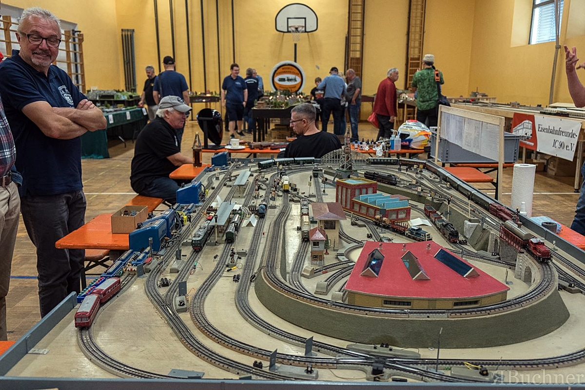 Modelleisenbahnfreunde feiern ihren runden Geburtstag
