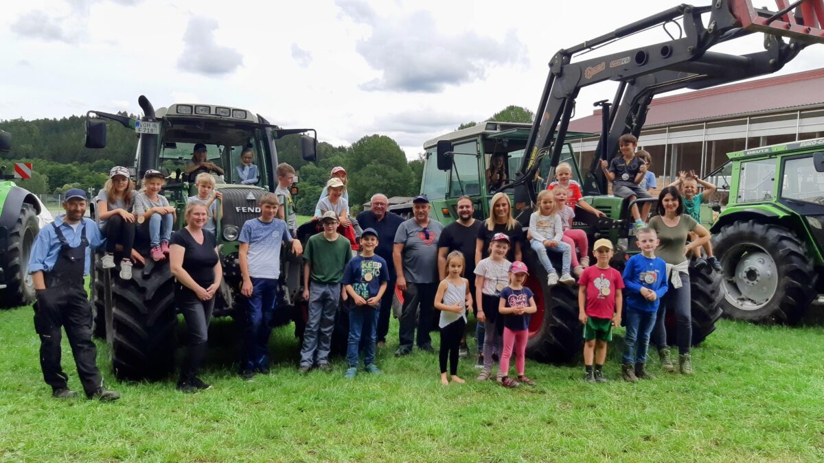 Ein Tag voller Bauernhofabenteuer im Waidhauser Ferienprogramm