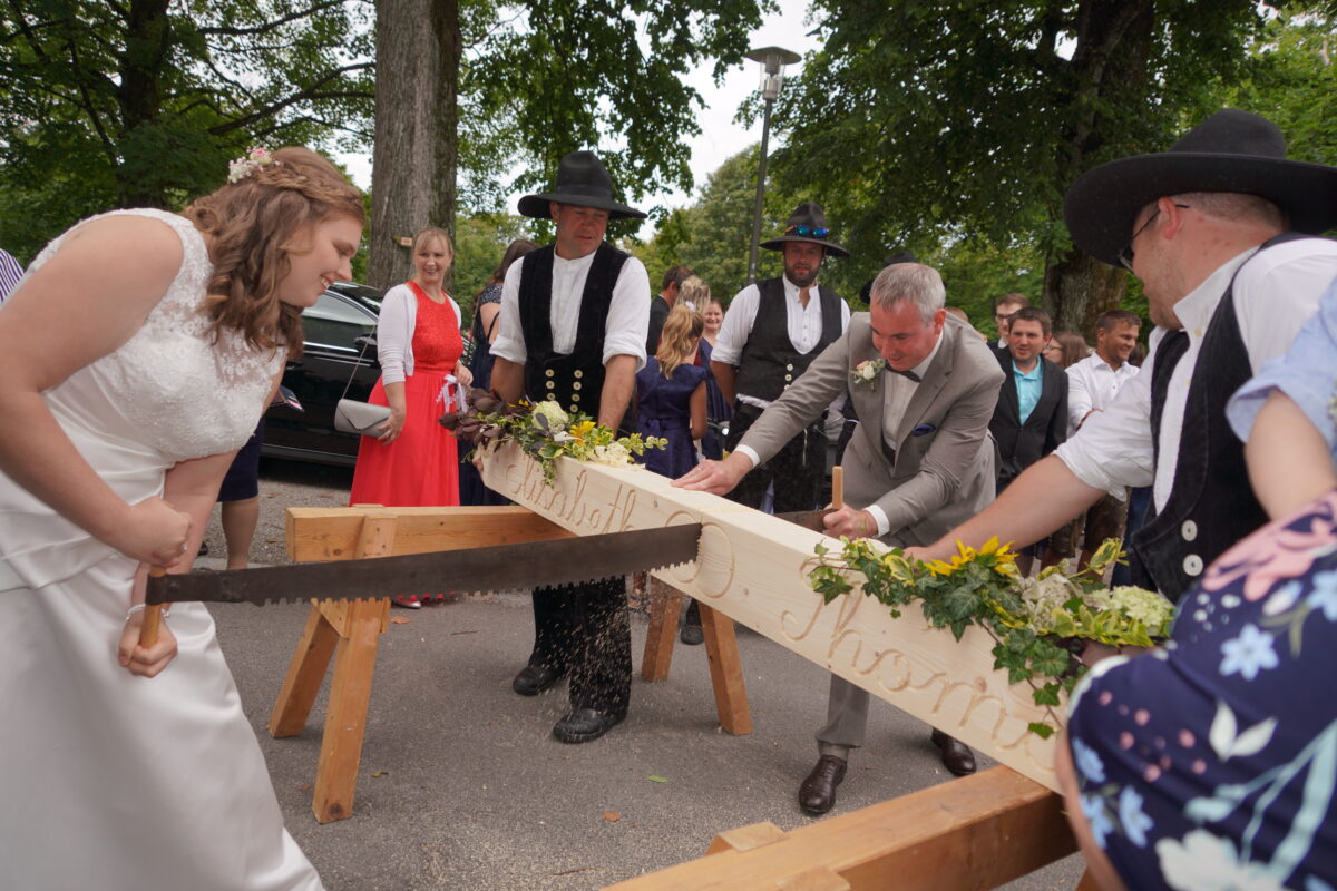 Für Elisabeth und Thomas läuten die Hochzeitsglocken