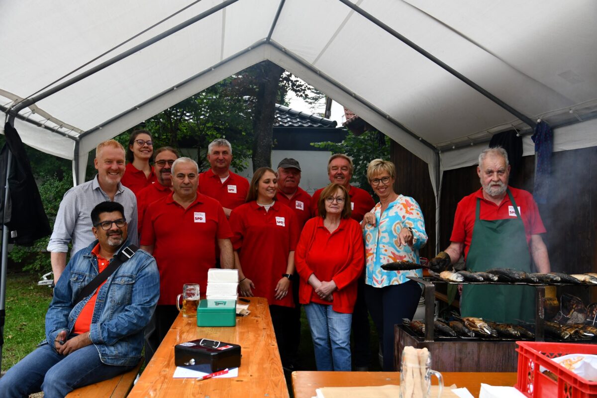 Makrelen fanden reißenden Absatz: Erfolgreiches Sommerfest