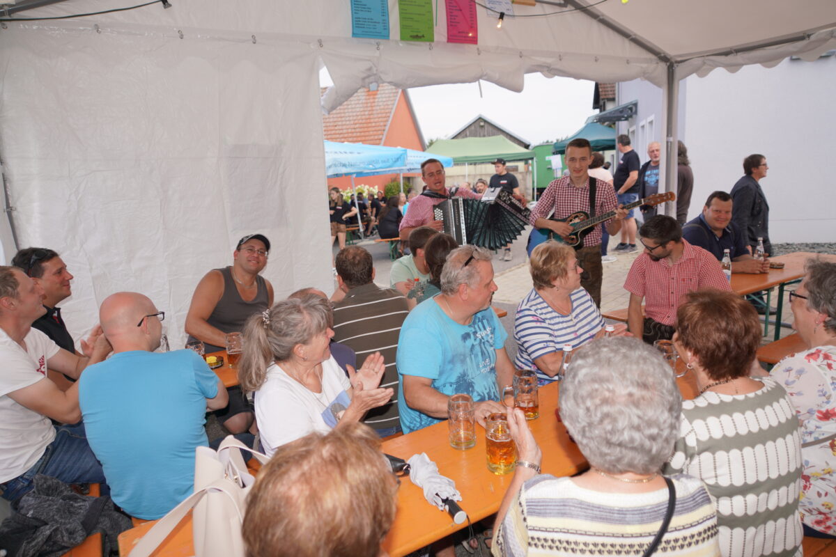 „Ausnahmezustand“ beim Bernriether Dorffest