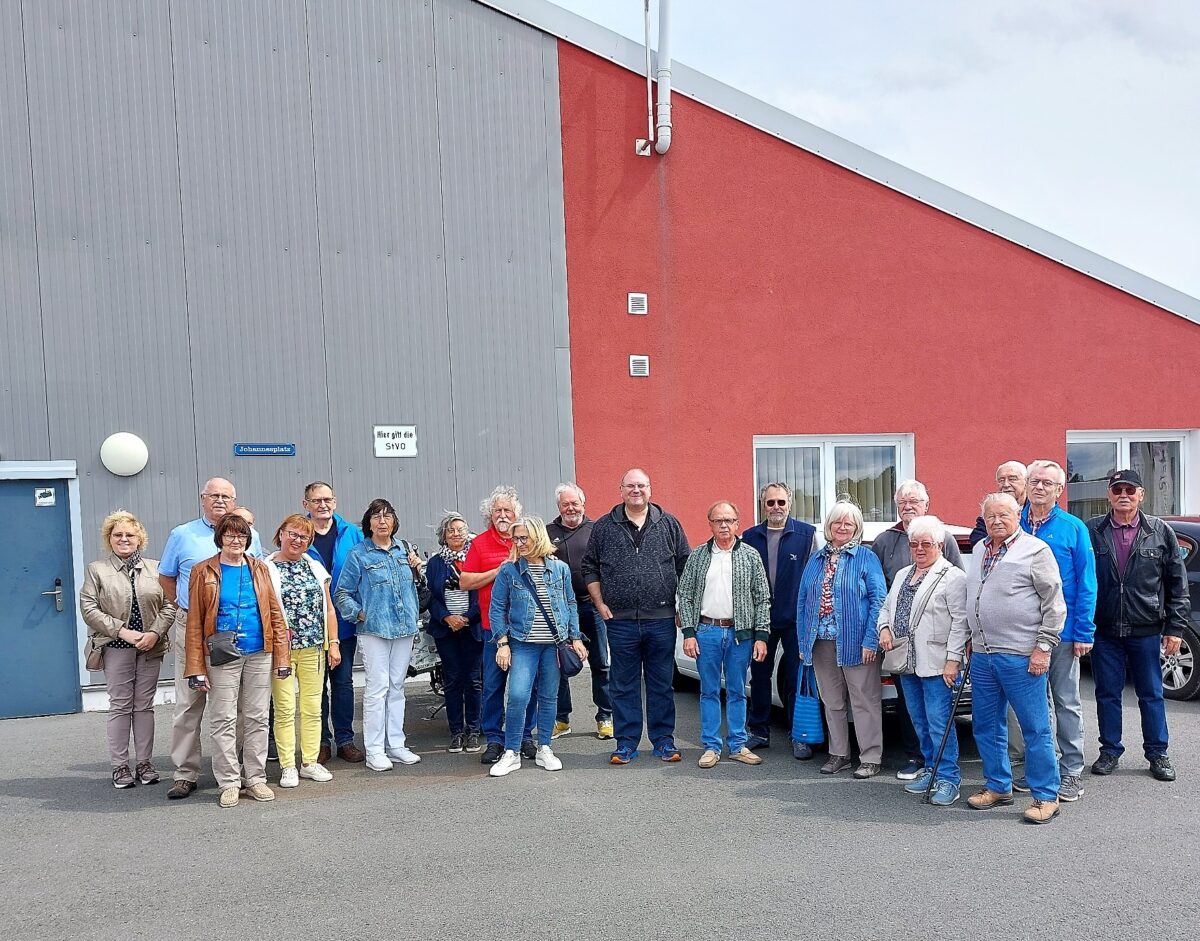 Ver.di-Senioren auf Informationstour im Katastrophenschutzzentrum