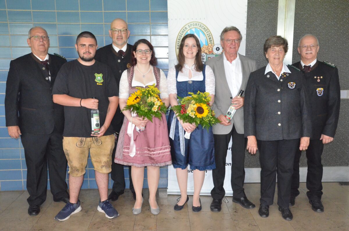 Hubert Schulze als Deutscher Meister im Bogenschießen gefeiert