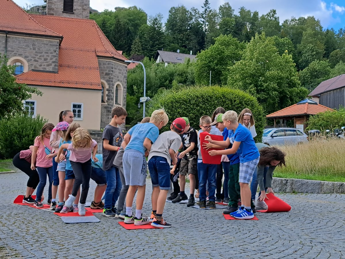 Jeder im Flossenbürger Rathaus ist verdächtig