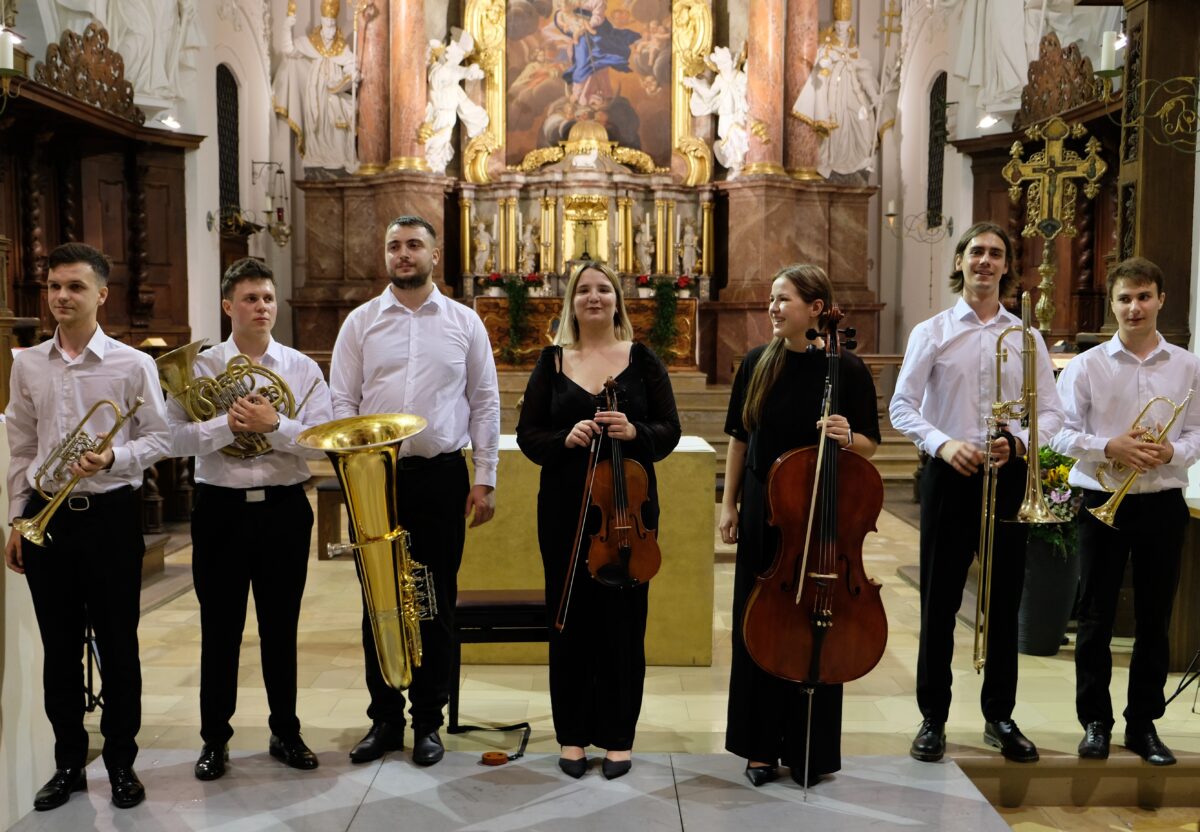 Kulturdiplomatie: Ukrainisch in der Speinsharter Klosterkirche