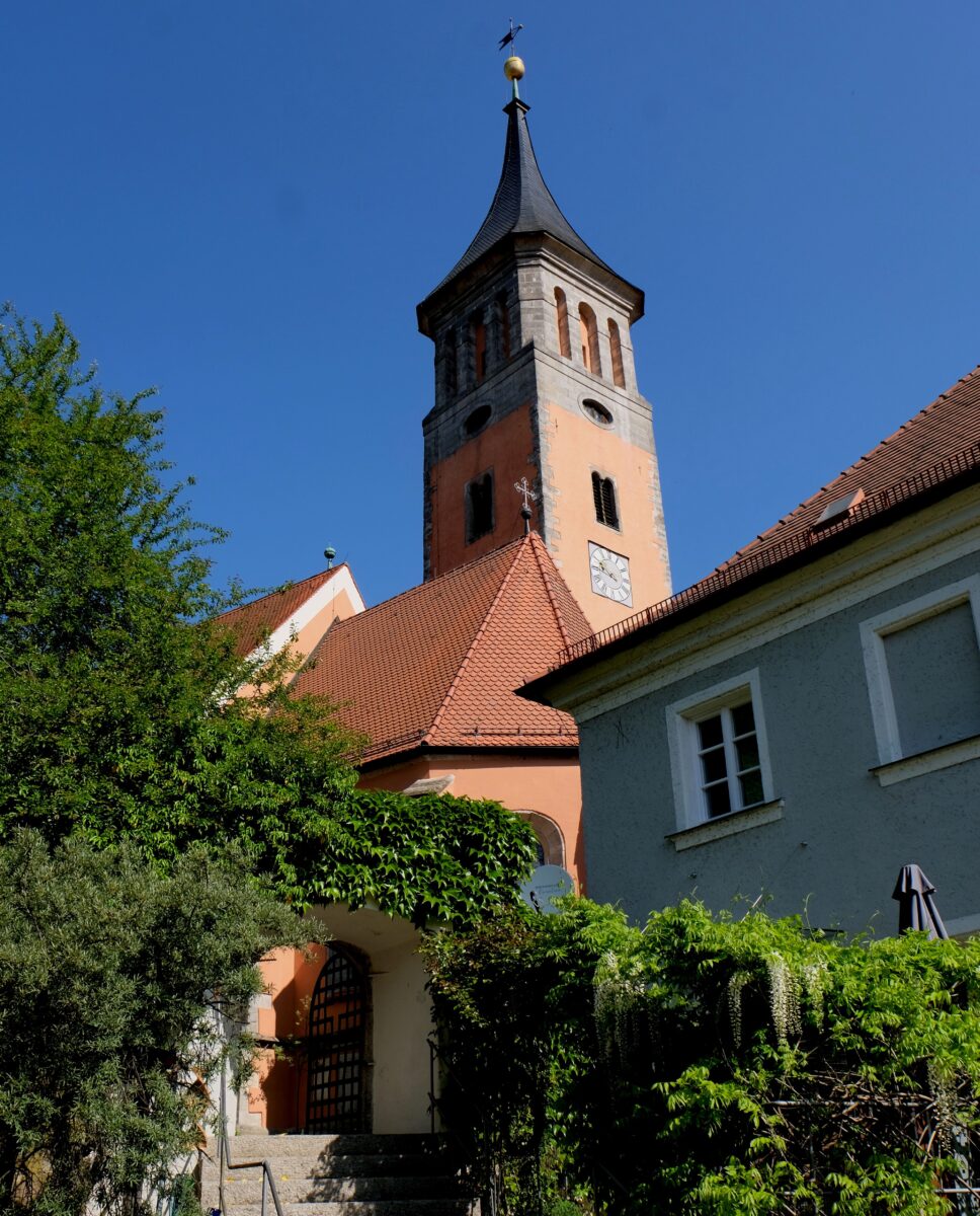 Gehört auch zur Kirwa – an Kirchweih Festmusik in den Flosser Pfarrkirchen