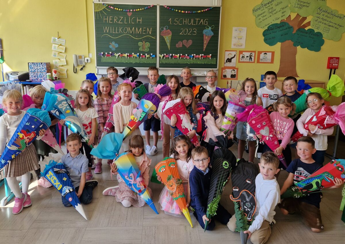 Ein ganz besonderes Erlebnis für die Kinder: Erster Schultag an der Grundschule
