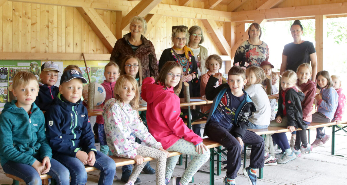 Handwerkliches Geschick beim Ferienprogramm gefordert