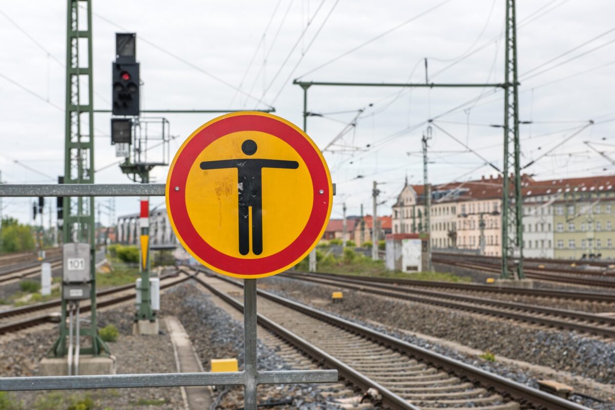 Aufgepasst im Bahnverkehr: Die Bundespolizei gibt Tipps für Eltern von Schulkindern
