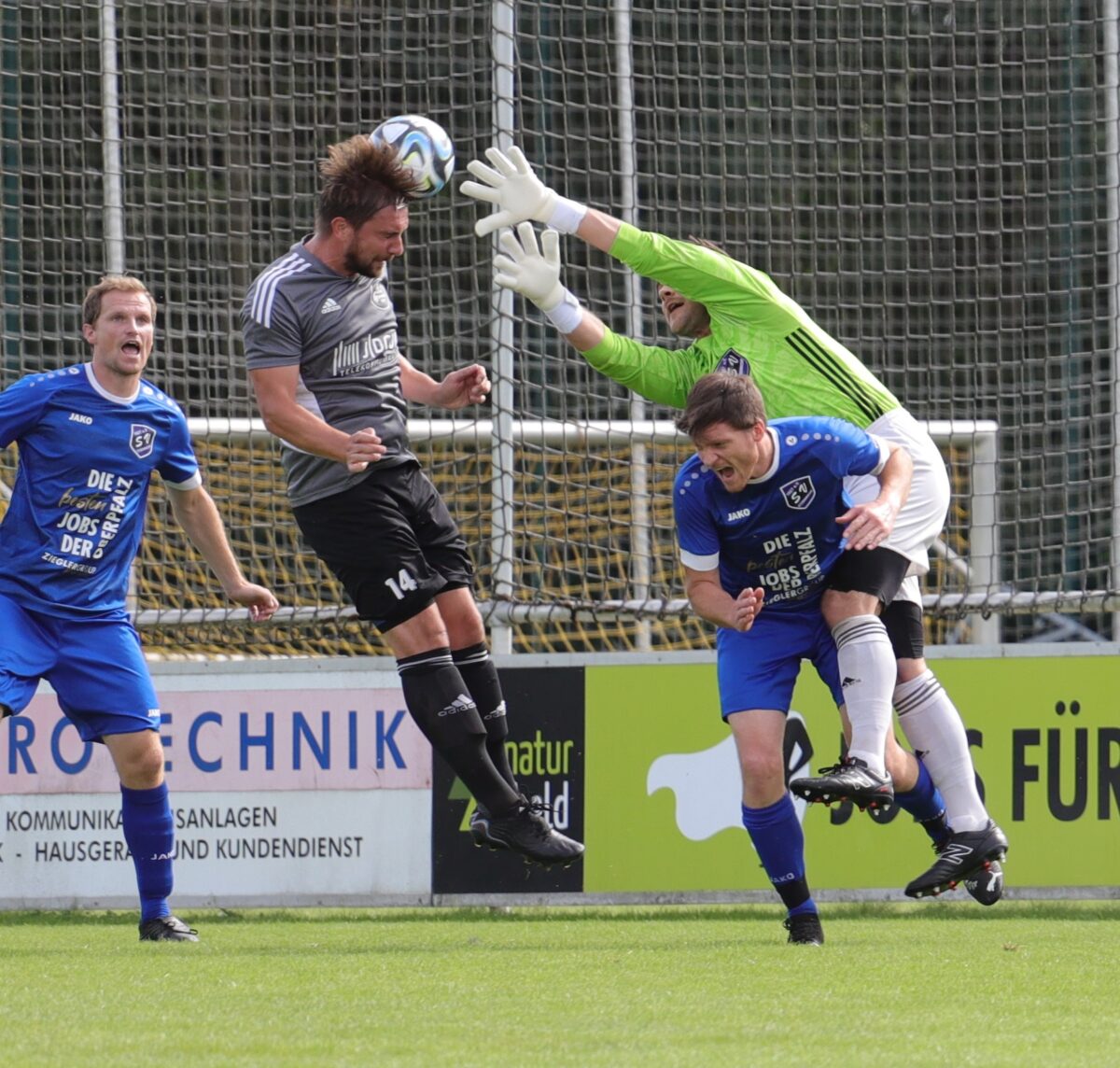 Bezirksliga Nord: SV Etzenricht und FC Weiden Ost mischen ganz oben mit