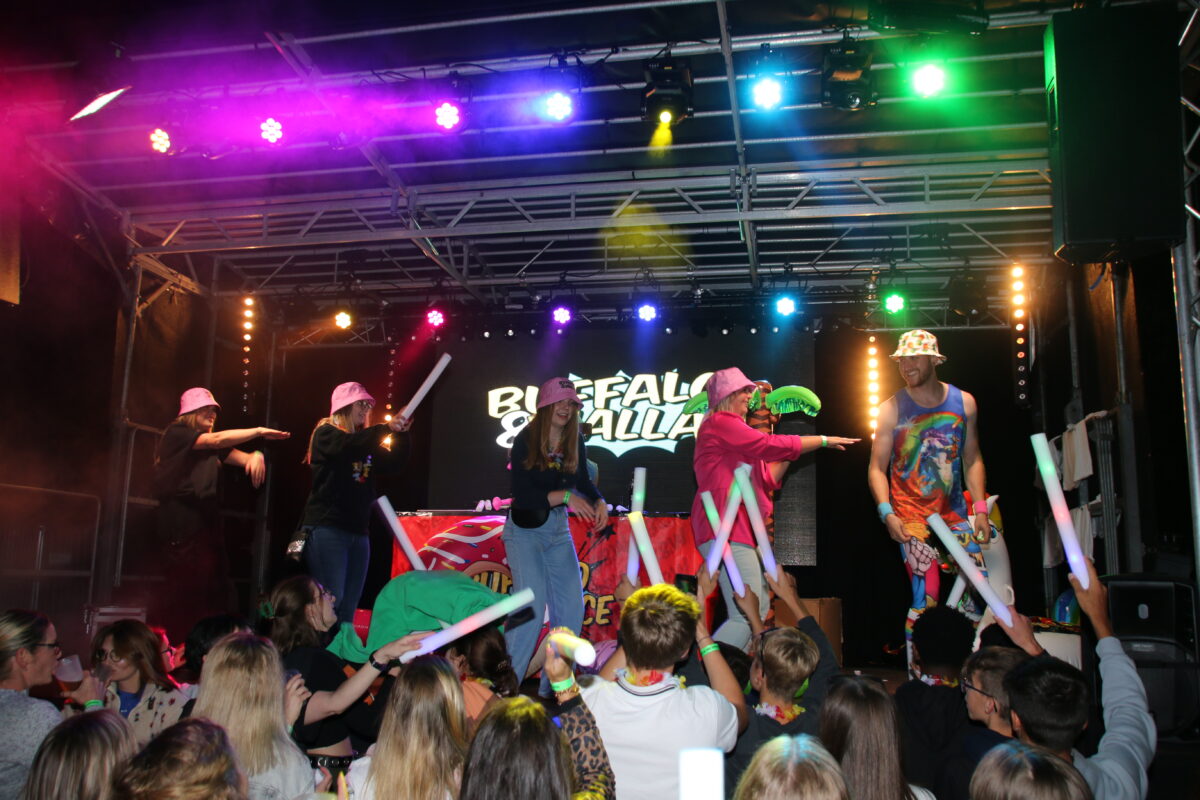 Buffalo and Wallace rocken KiesiBeach Open Air