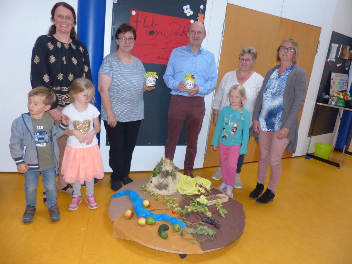 Musikalische Serenade: Großzügige Spenden für Kindergarten und Kirchengemeinde