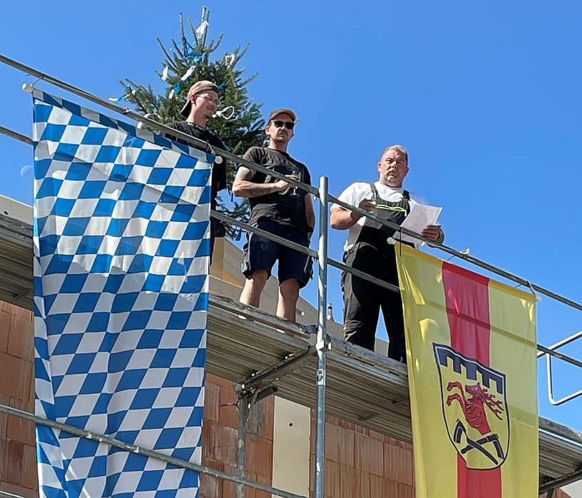 Richtfest bei der Neusorger Feuerwehr