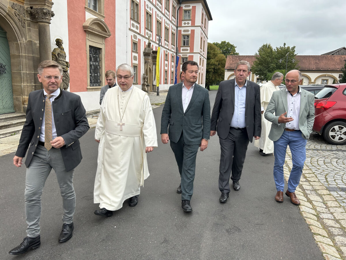 KI im Kloster Speinshart: Bund fördert mit sechs Millionen Euro