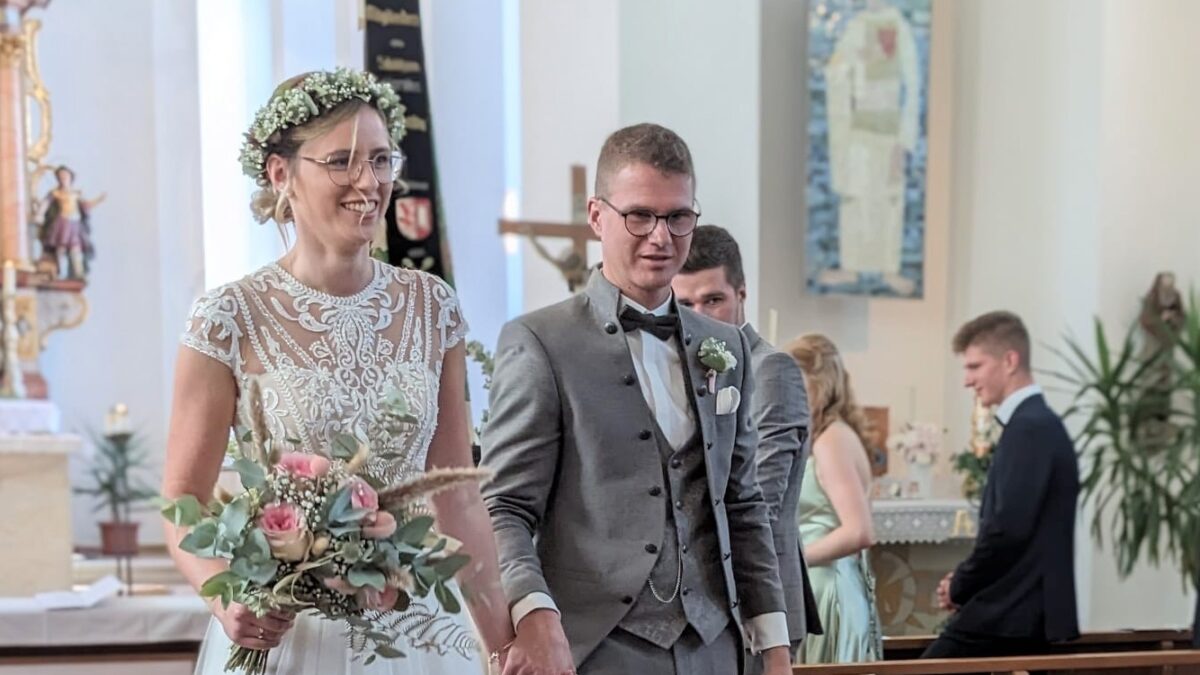 Alle sind happy: Julian und Tanja glücklich vereint