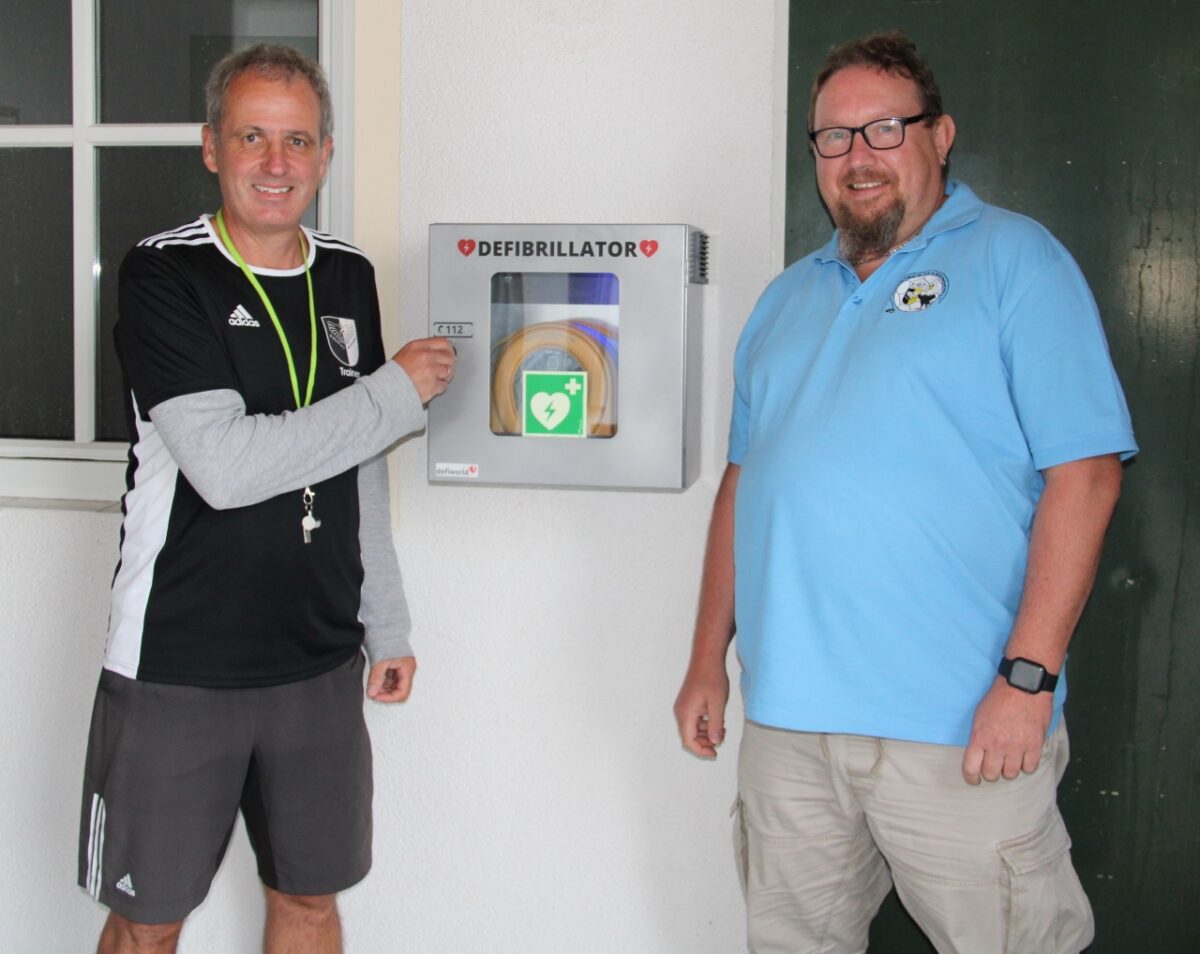 Förderverein Fußball der DJK Neustadt/WN macht lebenswichtige Anschaffungen