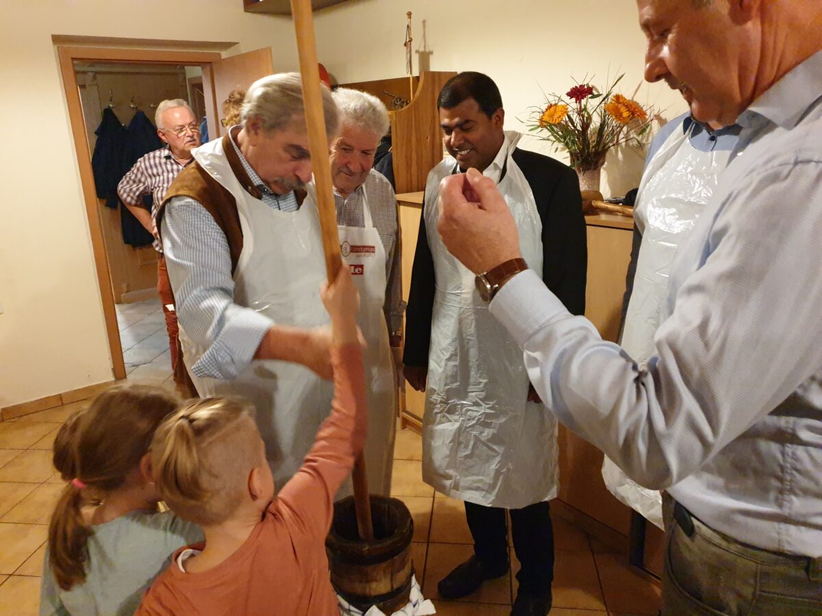 Siedlergemeinschaft Weiherhammer feiert Erntedank und ehrt treue Mitglieder