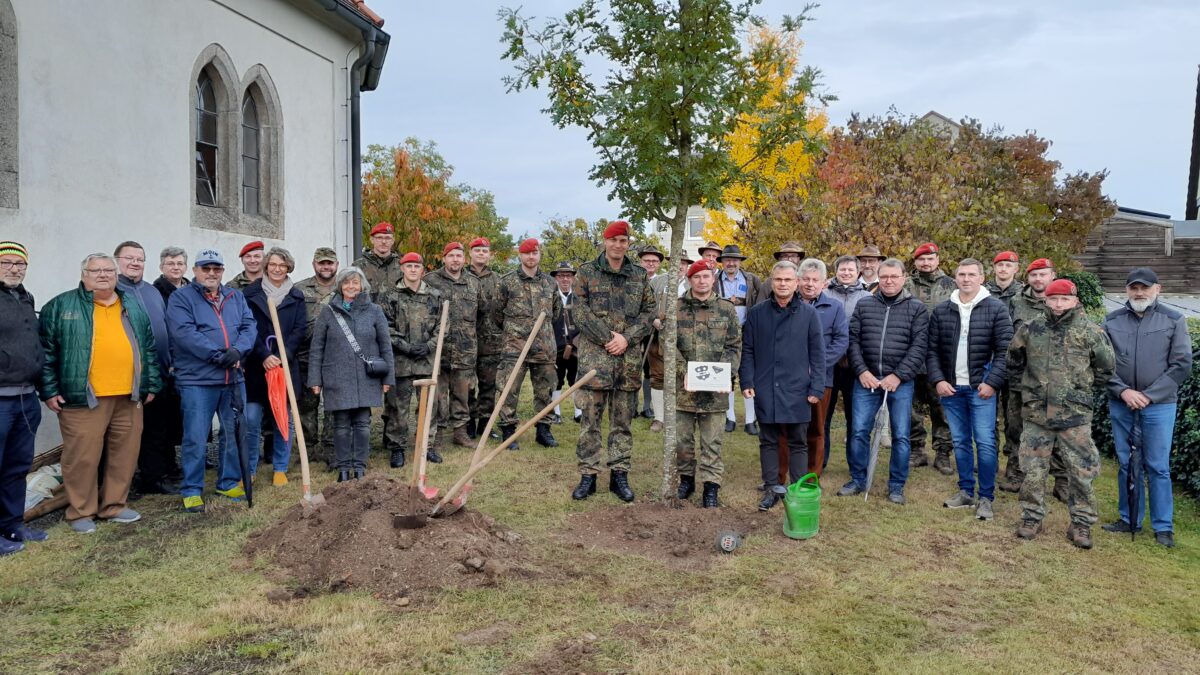 Tolle Geste: Soldaten spenden an Gemeinde