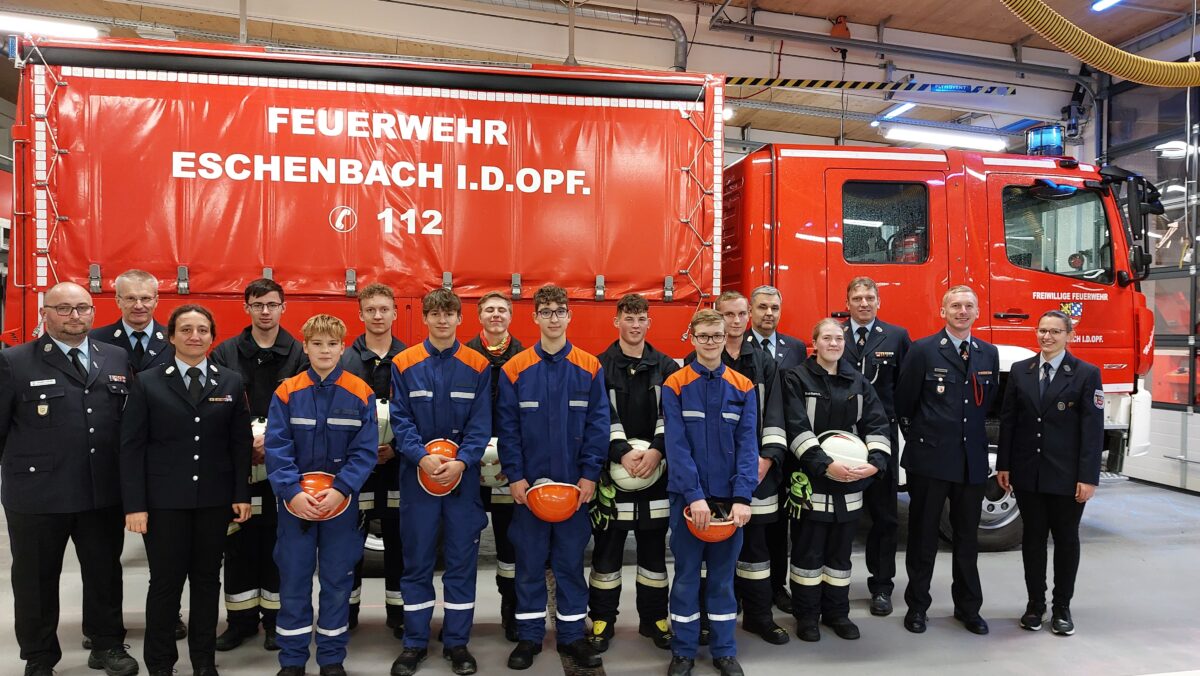 Zehn junge Feuerwehrleute erwerben die Jugendleistungsspange