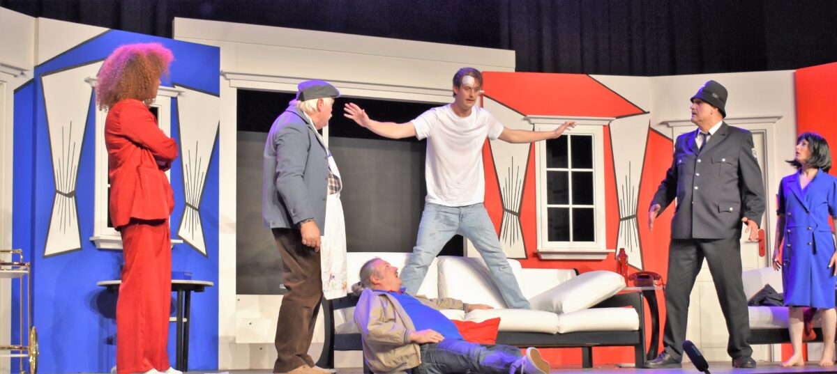 „Chaos hoch drei“ in der Stadthalle Vohenstrauß