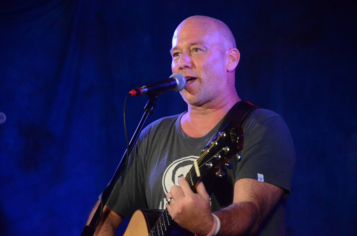 Vom Polizeihauptmeister zum Musikkabarettist
