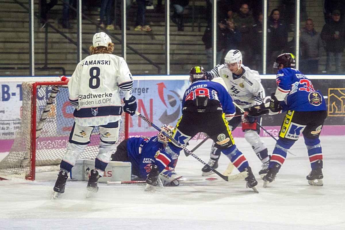Gelingt den Blue Devils Weiden die Revanche beim Angstgegner?