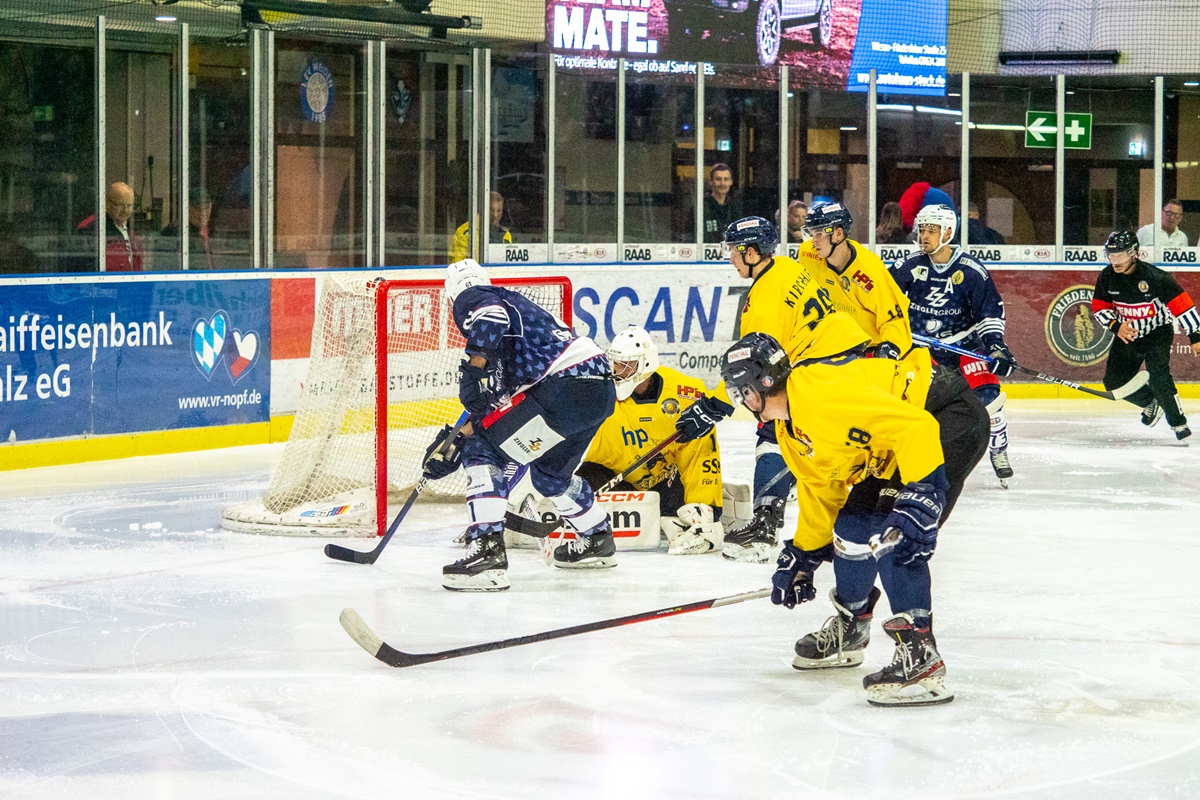 Die Blue Devils gewinnen ungefährdet mit 6:1 gegen die Stuttgart Rebels