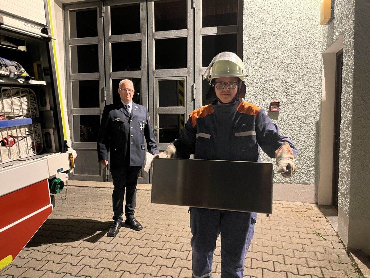 Junge Feuerwehrleute aus Waldkirch und Umgebung bestehen Wissenstest mit Bravour