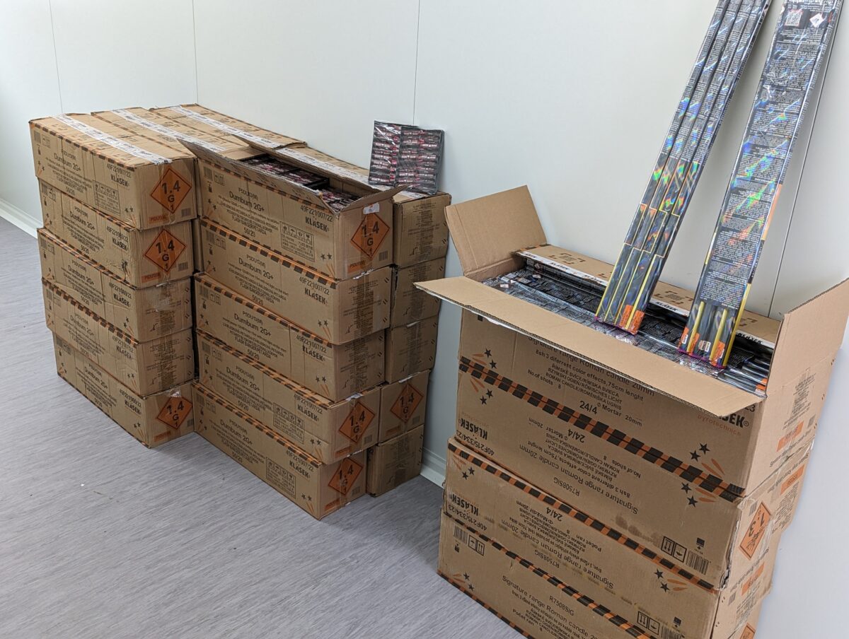 Eine halbe Tonne Pyrotechnik: Bundespolizei stoppt Einfuhr