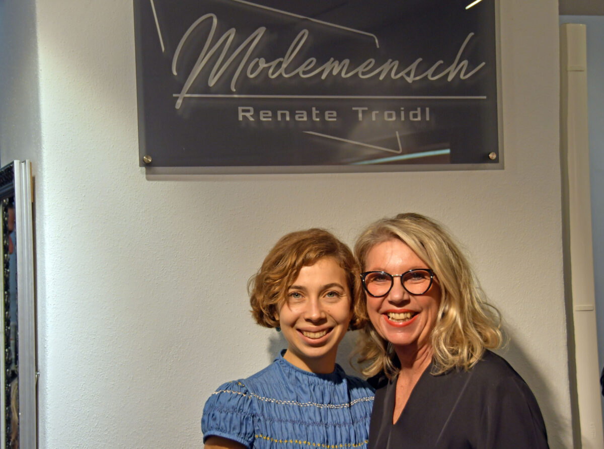 Ab auf den Catwalk: Modedesignerin meets Modemensch