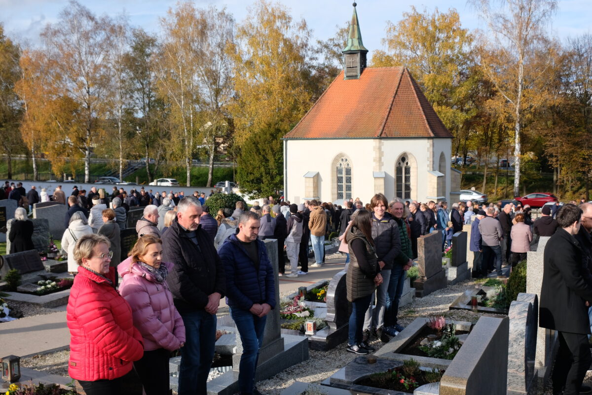 Hoffnung und gläubige Zuversicht – eine Geste des Dankens und Erinnerns