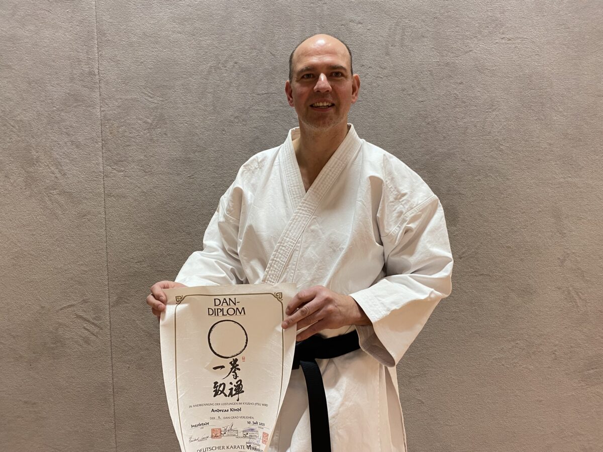 Schwarzgurt für Andreas Kindl