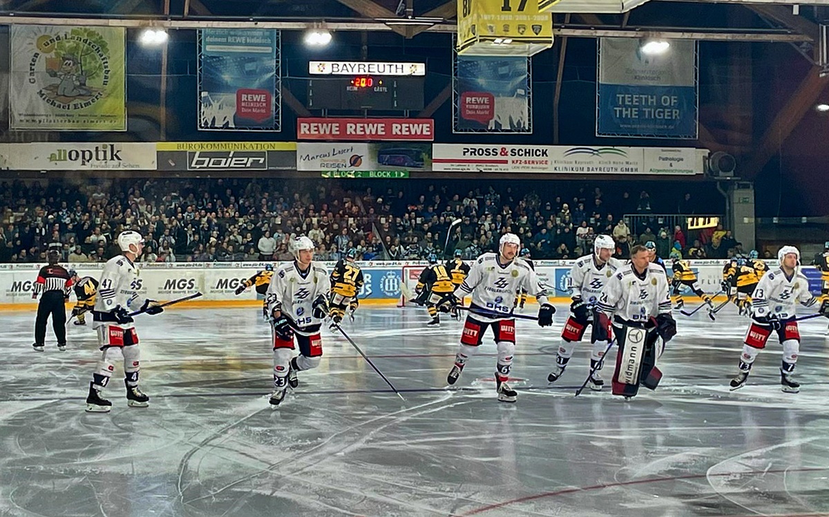 Blue Devils Weiden gewinnen auch das zweite Derby in Bayreuth
