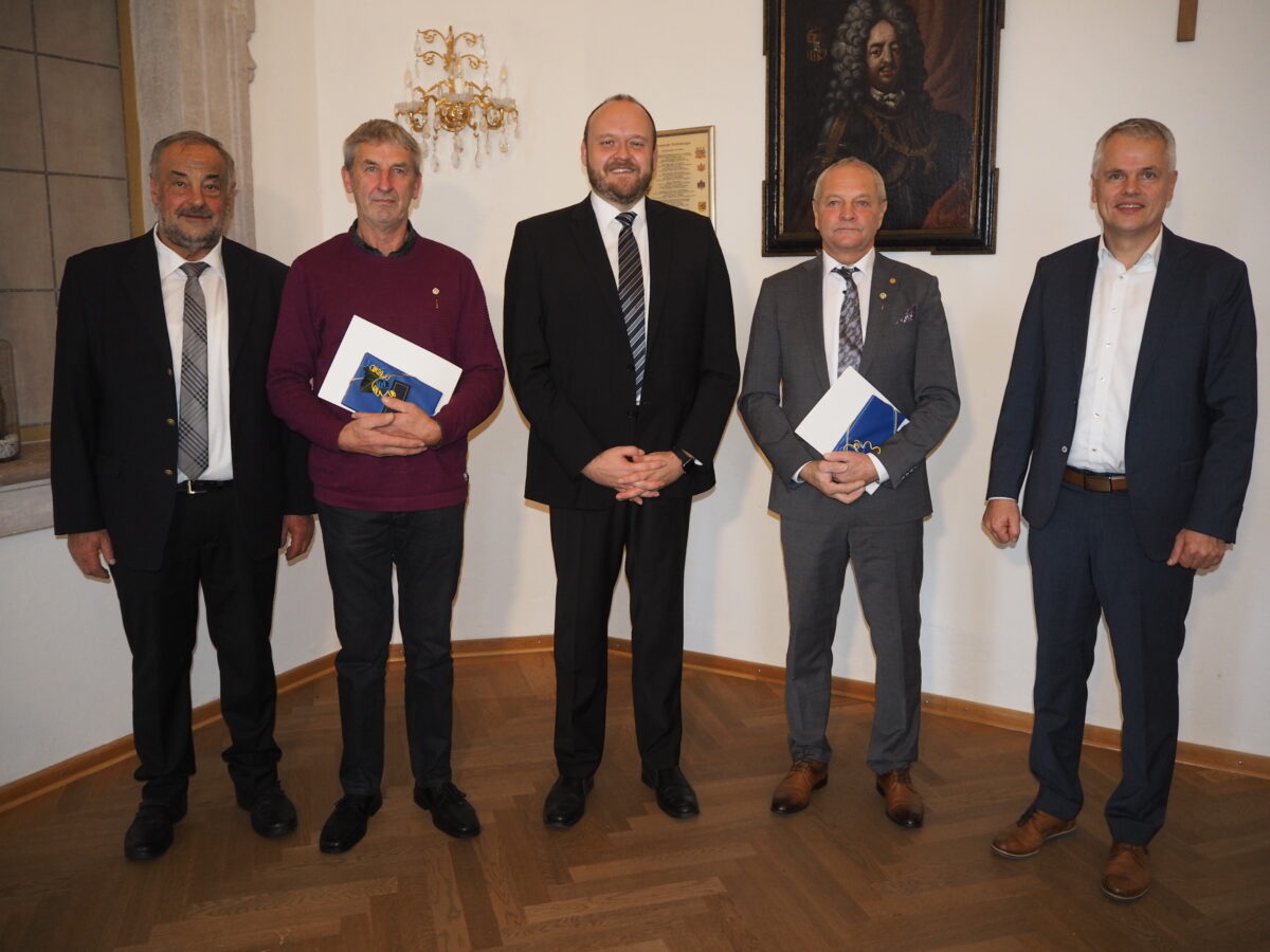 Anerkennung fürs Ehrenamt: Auszeichnung des Bayerischen Ministerpräsidenten verliehen