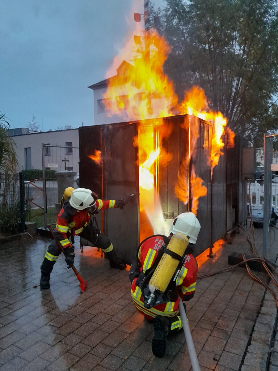50 Jahre Atemschutz in Schirmitz – Feuerwehr ist „geflasht“