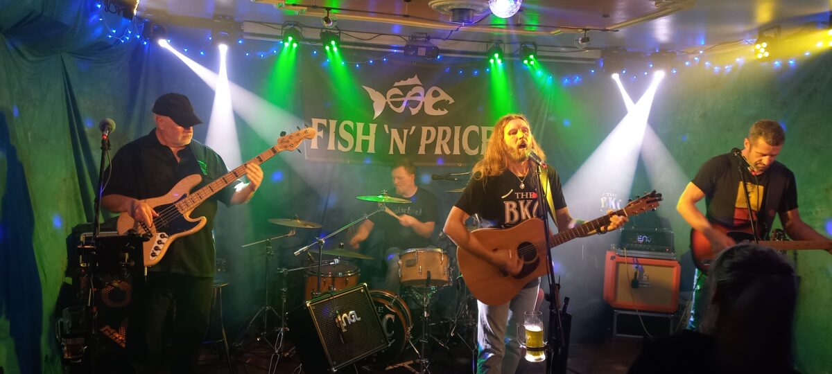 „Fish’n’Price“ verbreiten jede Menge Spaß auf der „Live Stage“