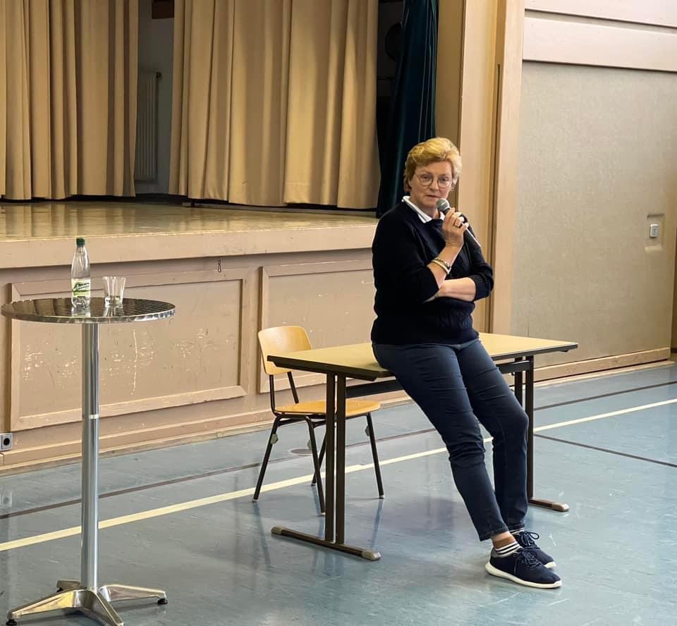 Europaparlamentarierin besucht die Kemnather Realschule