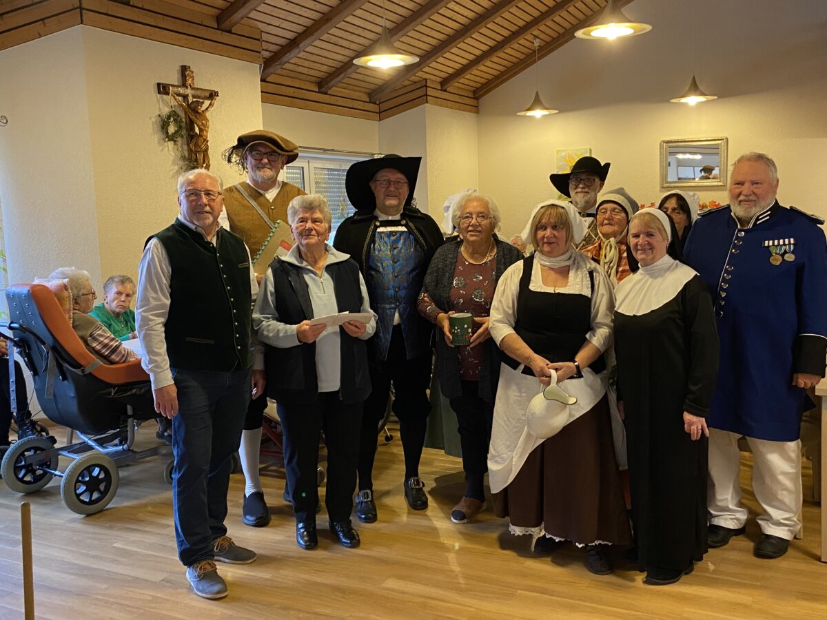 Historische Stadtführung zu Gast im Seniorenheim