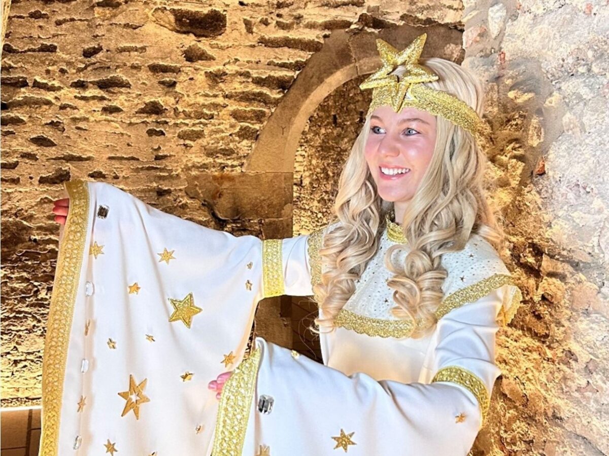 Ein Lichtermeer begrüßt das Tirschenreuther Christkind
