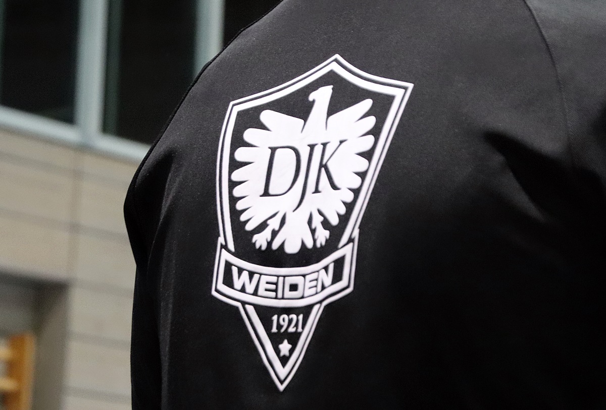 Tischtennisherren der DJK Weiden müssen sich mit einem Punkt zufriedengeben