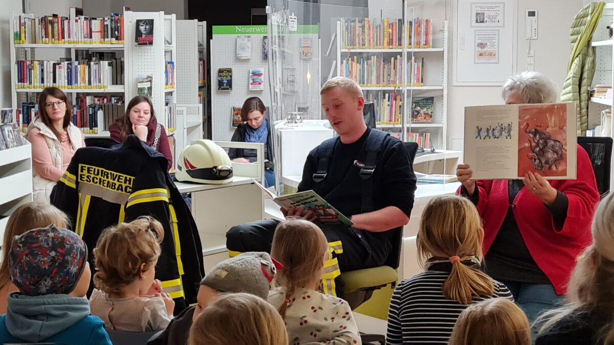 Tatü-Tata – die Feuerwehr in der Stadtbibliothek