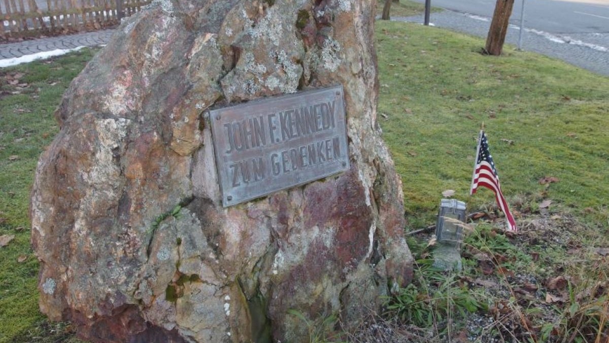 60 Jahre Kennedy-Denkmal – ein Symbol für den Frieden