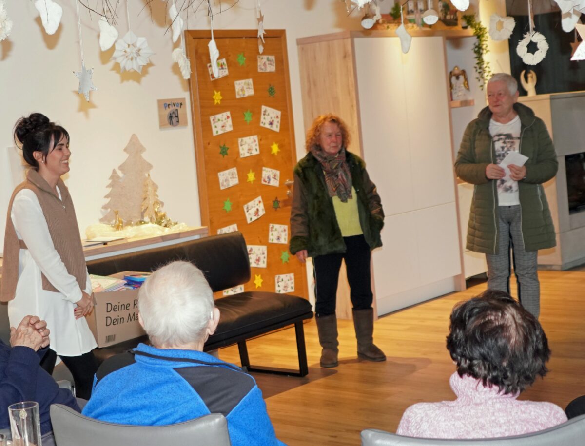 Senioren spenden 260 Euro an Vohenstraußer Tafel