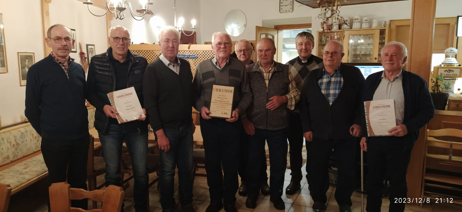 Ehrenvolle Auszeichnungen bei Jahresabschlussfeier des Männergesangsvereins