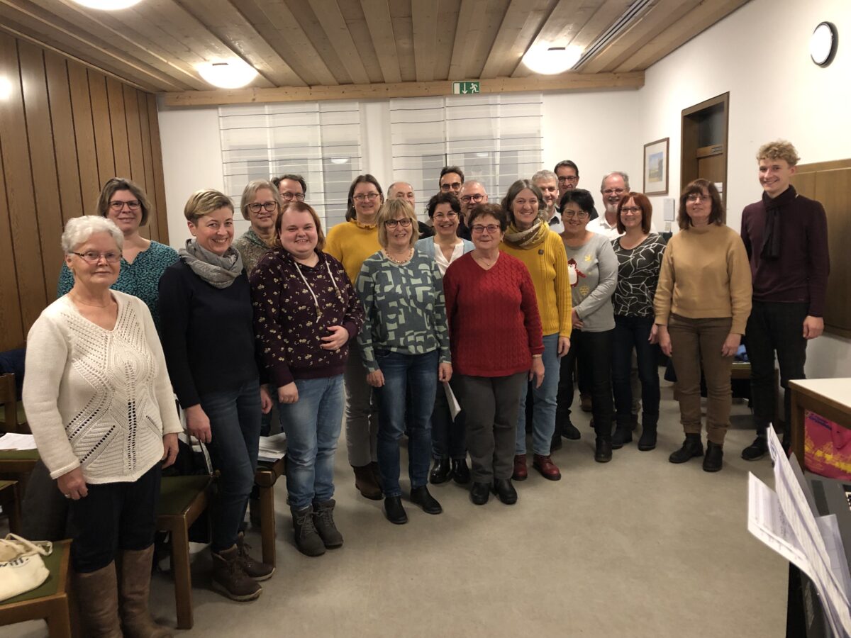 Festliche Chorklänge in der katholischen Kirche Sankt Dionysius in Neunkirchen