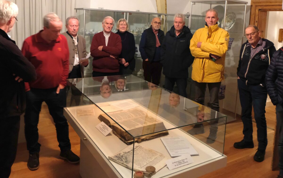 Flosser Heimatmuseum um wertvolle Kunststücke bereichert