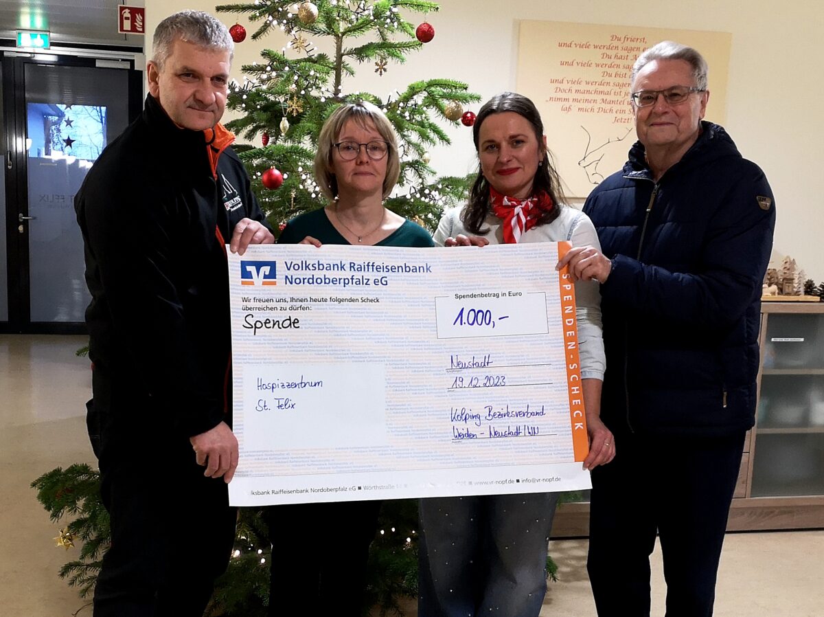 Kolping-Bezirksverband übergibt Spende an Hospizzentrum St. Felix