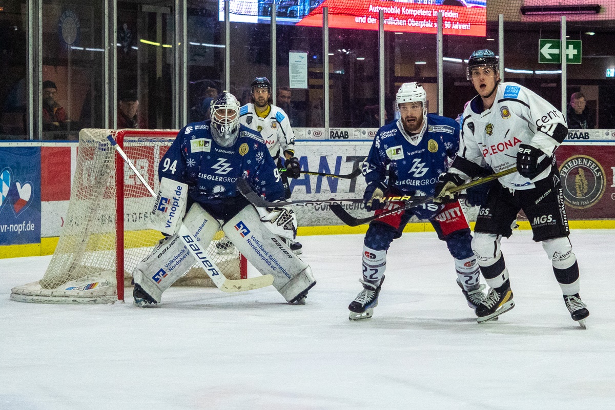 5:0-Heimsieg – Auch das dritte Derby geht an die Blue Devils