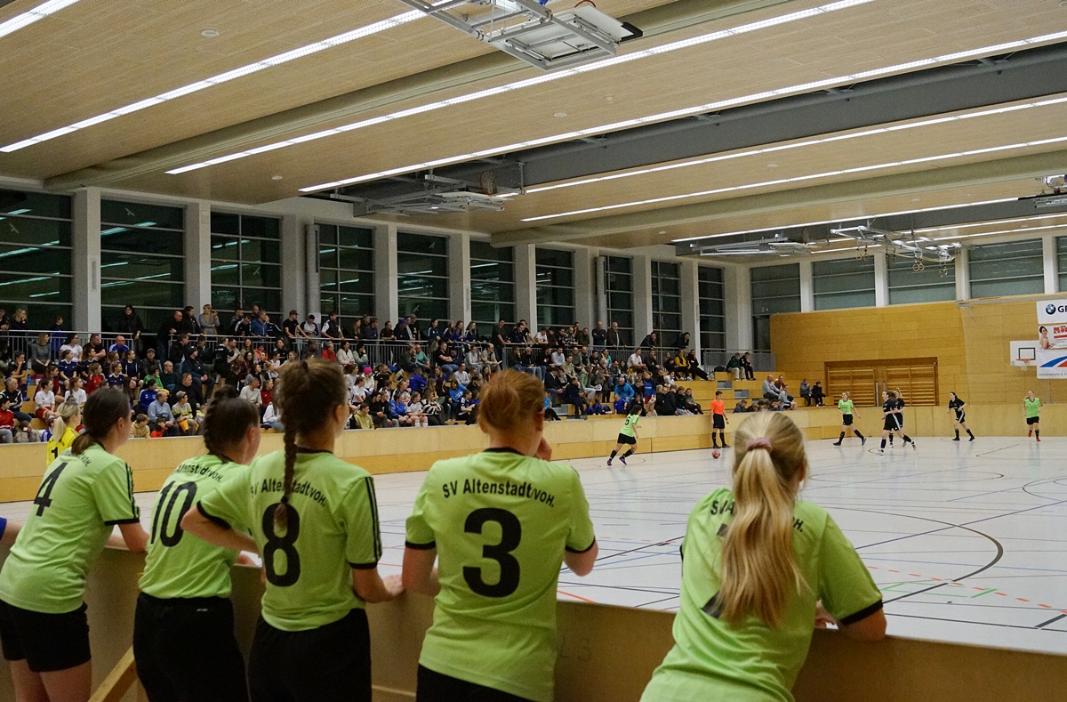 17. Ladies-Indoor-Soccer-Cup steigt in Auerbach