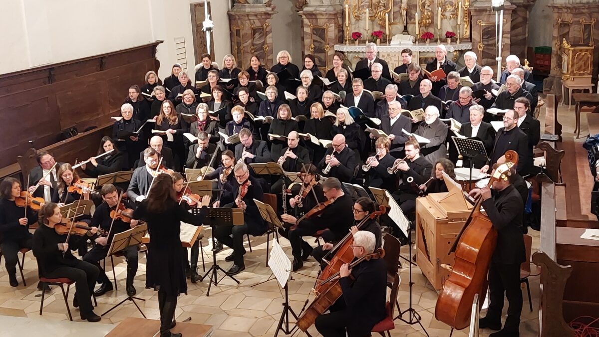 Kantorei und Orchester führen Weihnachtsoratorium in der Michaelskirche auf